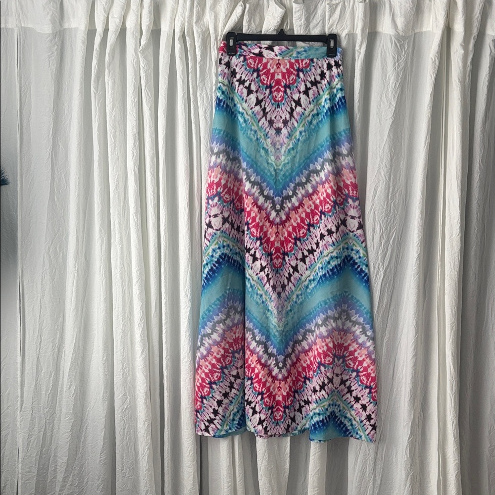 Bebe Multicolor Chevron Maxi Skirt
